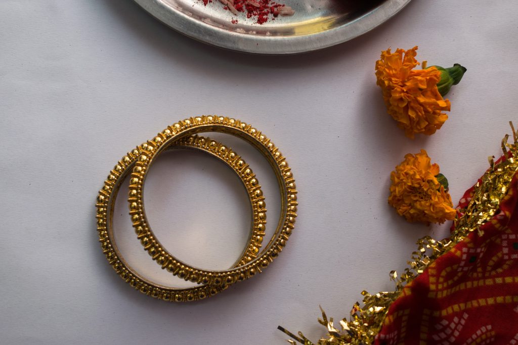 How Much Gold Is Needed For Bangles?