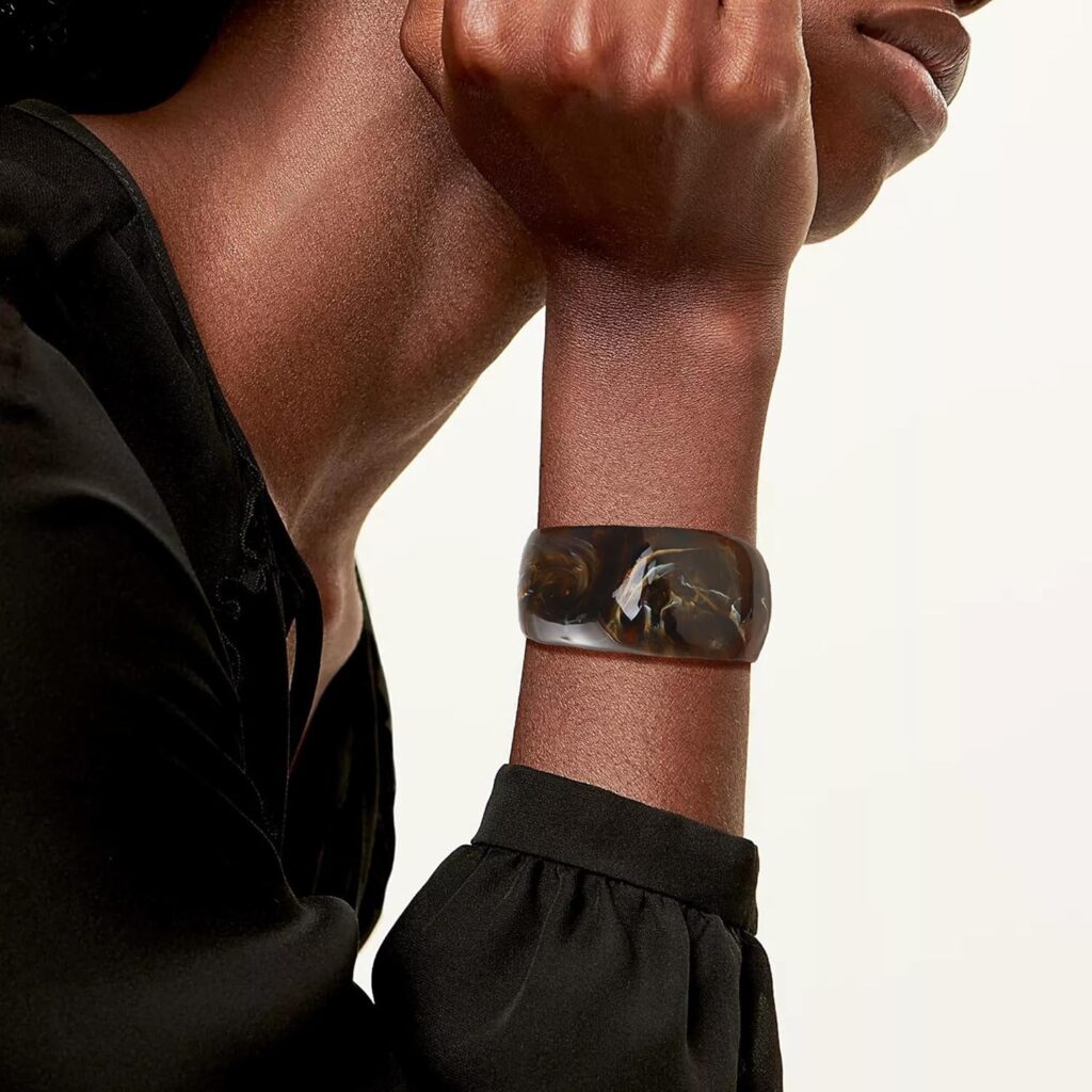 6 Pcs Chunky Bangle Bracelet for Women Open Golden Wide Wrist Irregular Acrylic Resin Bangles Bracelets Trendy Stackable Cuff Jewelry 6 Pcs Chunky Bangle Bracelet for Women Open Golden Wide Wrist Irregular Acrylic Resin Bangles Bracelets Trendy Stackable Cuff Jewelry