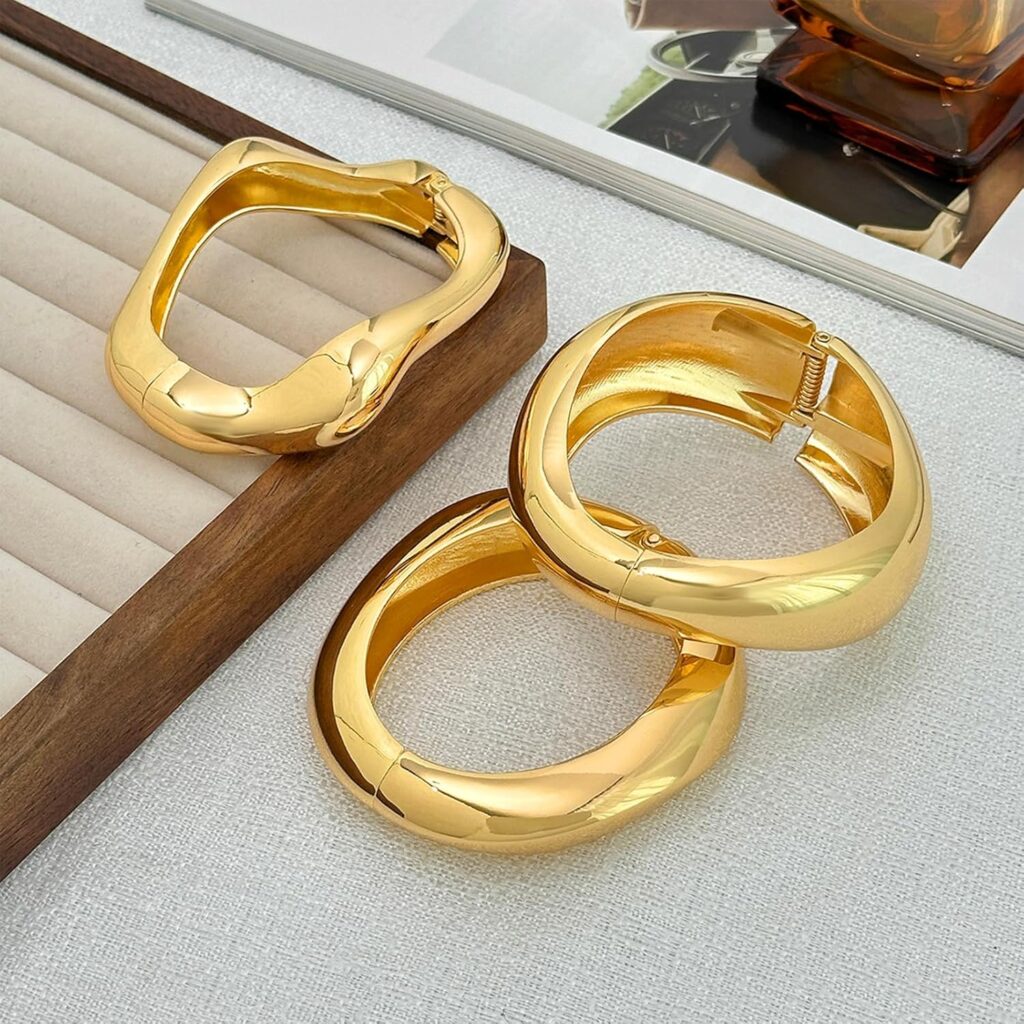 Salircon Gold Bangle Bracelets for Women Gold Wide Chunky Bracelets Trendy Hinged Cuff Open Chunky Bracelet Irregular Jewelry