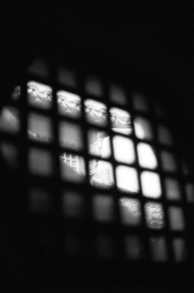 Vintage Artificial Zircon Bracelets Elegant Opening Adjustable Bracelets Fashion Jewelry Party Birthday Gift for Women Vintage artificial zircon bracelets review illustration