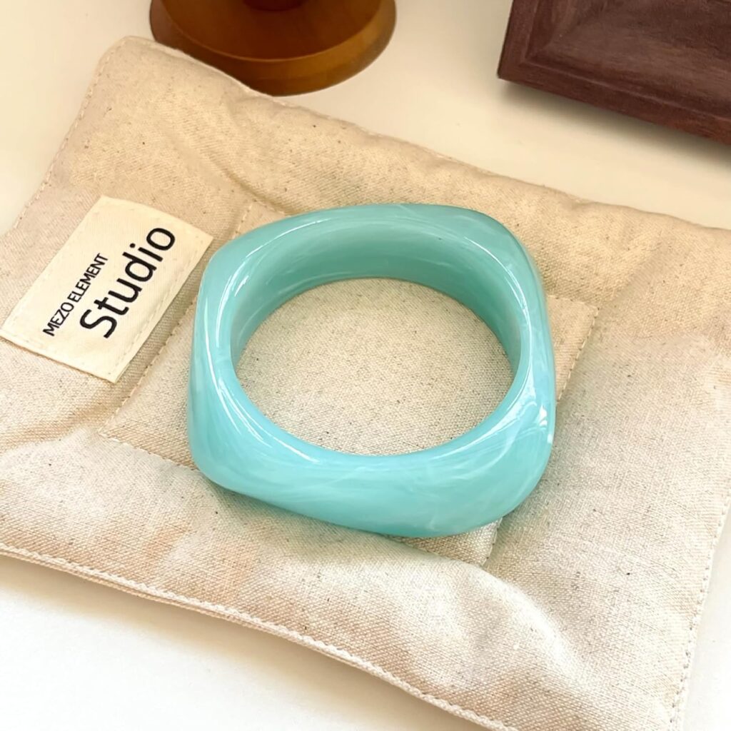 Caiyao colorful square acrylic resin bangle review picture