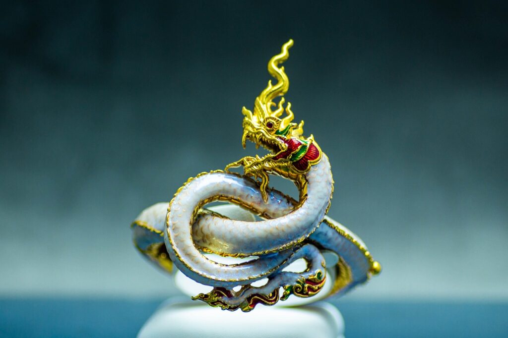 Chunky gold bangle review — golden twisted waterdrop photo