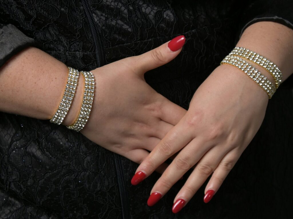 Chunky gold bangles bracelets for women trendy silver illustration